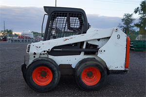 Boissonneuse à roues d'occasion 2020 BOBBCAT S550 EPA CE ISO CERTIFICATED Skid Steer avec moteur diesel Bonne condition - Product Image 2