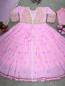 Atractivo vestido de moda Faux Georgette Anarkali Secuencia de bordado pesado y vestido de trabajo de mano de espejo Real y parte inferior con Dupatta - Product Image 3