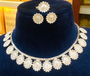 24K oro Dubai Vintage moda joyería conjunto clásico perla flor cobre aniversario diamante pendientes brazaletes peines broches - Product Image 4