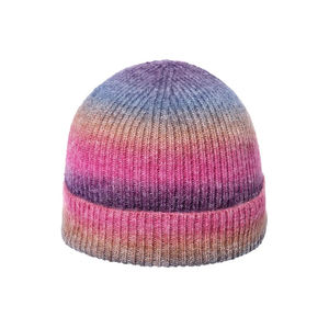 Gorro de punto de invierno 2025 para hombres, diseño personalizado con logotipo grande, ropa de calle elegante y función de calentador de cabeza - Product Image 3
