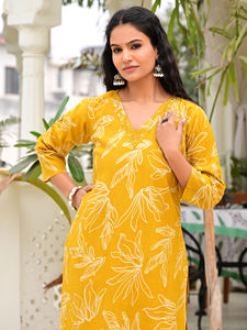 Salwar Kameez en coton imprimé feuilles jaune moutarde pour femmes, tenue ethnique de fête d'été, col en V, manches trois quarts, ensemble à séchage rapide - Product Image 5
