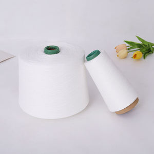 Disfrute de una suavidad superior y una resistencia confiable con nuestro hilo 100% algodón, hecho de algodón natural puro, en grandes cantidades. - Product Image 2