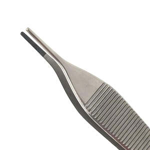 Pinzas Adson de Alta Precisión para Tejidos Marrones, TC 7x7, Dientes Delicados, Puntas Finas Serradas, Acero Duradero para Uso Quirúrgico - Product Image 6