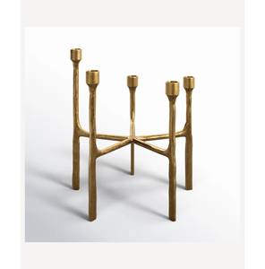 Moderno y Sofisticado Candelabro de Metal Dorado de Dos Niveles, Hecho a Mano, Ecológico, con Acabado Brillante, Elemento Decorativo Elegante para el Hogar - Product Image 2