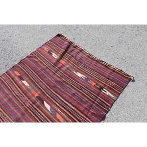 Alfombra Kilim de 4.3x7.8 pies, Alfombra Turca Vintage, Alfombra con Estampado Animal Rojo y Azul - Product Image 5