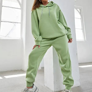 Conjunto Deportivo de 2 Piezas para Mujer, Sudadera con Capucha Estampada de Invierno de Alta Calidad, Sudadera con Capucha y Pantalones Deportivos con Forro Polar, Ropa Deportiva Informal para Estar en Casa - Product Image 2