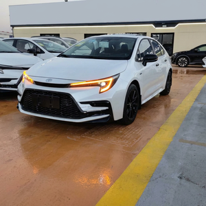 Toyota Corolla Hybrid Sedan Usata Bianca, Trazione Anteriore, Cambio Automatico, Fari LED, Cerchi R17, Interni Scuri - Product Image 1