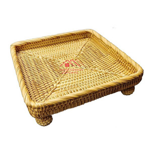 Prix de gros Accessoires de décoration pour hôtel Support à gâteau tissé à la main en jute et en canne pour le service - Product Image 2