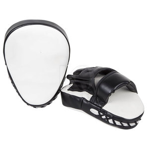 แผ่นซ้อมหนังคุณภาพสูง ทนทาน สำหรับฝึกซ้อม MMA และมวย พร้อมโลโก้สั่งทำ OEM น้ำหนักเบาและสวมใส่สบาย - Product Image 2