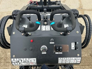 Mini-chargeuse sur chenilles KRT Equipment ST650 2023, 23 CV, chargeuse compacte sur chenilles, capacité de 500 lb, à vendre - Product Image 6