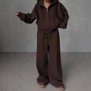 ชุดวอร์มแฟชั่นผ้าฟลีซเนื้อหนา 500gsm ผ้าฝ้าย 100% ทรงหลวม โอเวอร์ไซส์ สำหรับผู้หญิง ชุดเซ็ตเสื้อฮู้ดและกางเกงจ็อกเกอร์ - Product Image 1