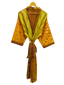 เสื้อคลุมเจ้าสาวน้ำหนักเบาชุดคลุมผ้าไหมสำหรับผู้หญิงชุดนอนเสื้อคลุมยาวพิมพ์ลายดอกไม้อินเดียชุดกิโมโนผ้าไหมส่าหรีรีไซเคิลวินเทจ - Product Image 2