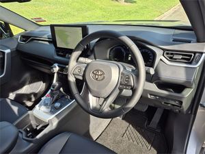 <span class=keywords><strong>Toyota</strong></span> <span class=keywords><strong>RAV4</strong></span> <span class=keywords><strong>XSE</strong></span> 2.5P HV ECVT AWD SUV 2025 d'occasion en parfait état – Expédition mondiale - Product Image 2