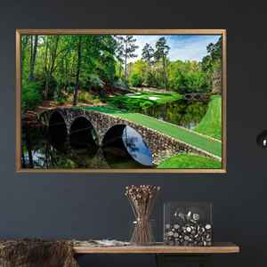 Toile d'art imprimée avec un paysage naturel élégant pour la décoration de bureau, 1P : encadrée en or - Product Image 1