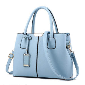 Vente en gros de nouveaux sacs à main pour femmes en cuir PU de grande capacité, sacs à main décontractés avec doublure en PVC, sacs à bandoulière pour femmes, service OEM - Product Image 1