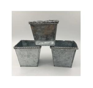 Maceta de Metal de diseño elegante para uso en el hogar y el jardín, maceta de tamaño personalizado hecha a mano al por mayor a granel - Product Image 5