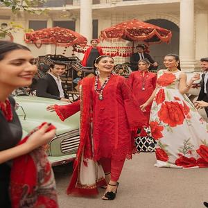 Nuevo y popular conjunto de pantalones y blusa de georgette pakistaní con diseño de tela tipo lawn, antiarrugas, para fiestas, proveedor mayorista, 2024, personalizado - Product Image 1