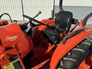 2018 Kubota L3301 tracteur à roues équipement agricole peu coûteux avec composants de base moteur moteur pompe à engrenages boîte de vitesses - Product Image 4