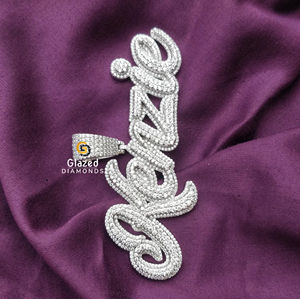 Fascinante colgante de letra Hip Hop para hombre Plata de Ley 925 con diamante de moissanita de corte redondo de claridad VVS para fiestas - Product Image 2