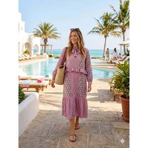Robe d'été en soie recyclée - Style bohème léger à col halter mi-long pour festivals et vacances à Ibiza - Robe fluide chic et hippie - Product Image 5