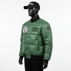 แจ็กเก็ตปลาปักเป้าสีเขียวผ้าไนล่อน320GSM แวววาวพร้อมปักโลโก้ตามสั่งทนทานแผงผ้าควิลท์แจ็กเก็ตปลาปักเป้าสำหรับผู้ชาย - Product Image 3