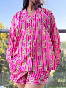 Conjunto de Shorts y Top de Manga Larga con Estampado Floral Indio en Bloque, Ropa de Dormir y Descanso, Color Rosa Intenso, Leopardo, Guepardo - Product Image 5