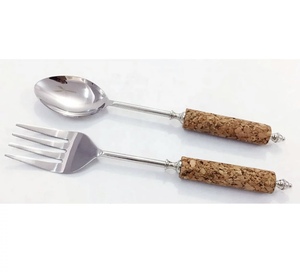 Ensemble de couverts à salade tendance en acier inoxydable avec manche en bois et résine de haute qualité pour hôtel, cuisine, mariage - Product Image 3