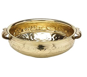 Wholesale <b>New</b> Design Solid Brass Urli <b>Prime</b> Quality Round Shape Urli for Wedding Hotel Decor Available at Lowest Rate. - Product Image 4