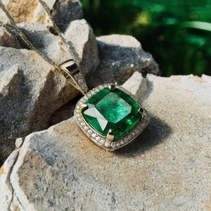 5.5 Carats Cushion Cut Lab Grown Colombian Emerald And Diamond Women <b>Necklace</b> / 14k Gold Women Gift <b>Necklace</b> / Anniversary Gift - Product Image 2