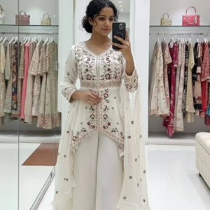 EXCLUSIF ET TENDANCE POUR LA SAISON DES MARIAGES NOTRE HAUT, PANTALON PLAZZO ET DUPATTA BRODÉS DE SEQUENCES - Product Image 1