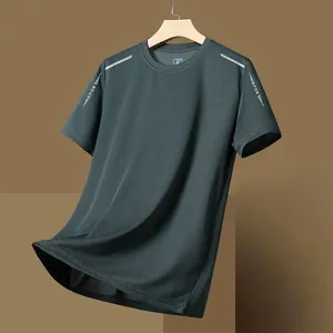 Camiseta de Verano para Hombre al por Mayor, Estilo Urbano, Casual, Fitness, Corte Regular, Cuello Redondo, Manga Corta, Logos Bordados e Impresos, 100% Algodón - Product Image 3