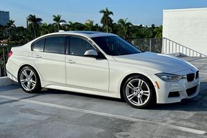 BMW 335i xDrive Sedán 2014 Usado, Sin Reserva, Motor Turbo de 6 Cilindros, Tracción en las Cuatro Ruedas, Paquete M Sport, Altamente Equipado - Product Image 3
