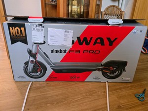 Nuevo Scooter Eléctrico Ninebots F3 - Product Image 2