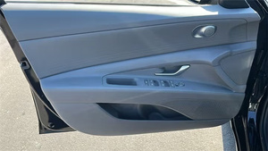 2024 Hyundai Elantra SEL IVT usado cuidadosamente - Product Image 4