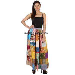 Falda Larga Boho de Seda India con Parches, Hecha a Mano, Cintura Elástica, con Abertura, Estampado Digital Suave, Estilo Hippie - Product Image 5