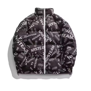 Chaqueta Corta Acolchada con Logotipo Personalizado al por Mayor 2026, Chaqueta de Invierno Cálida y Acolchada, Fabricante OEM ODM, Lona Impermeable - Product Image 1