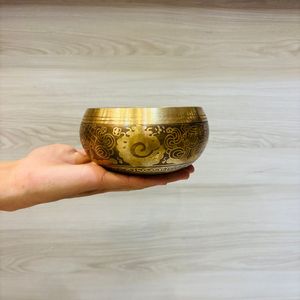 Traditional Tibetan <b>Bronze</b> Sound Bowl <b>Gift</b> Set with Carry Case Mindfulness Accessory Metal Craft - Product Image 1