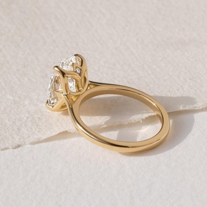 Anillo de Compromiso Ovalado Directo de Fábrica, Engaste Solitario de Oro, Precio de Proveedor Mayorista - Product Image 1