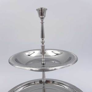 แท่นวางเค้กทำด้วยมือสำหรับเครื่องครัวสำหรับวันเกิดและงานแต่งงานส่งออกโลหะจากอินเดีย - Product Image 5