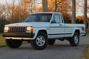 Jeep Comanche 4x4 de 1988 Usado, Transmisión Manual de 5 Velocidades - Product Image 6