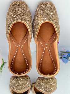 Fancy <b>Khussa</b> Women's Private Logo Size As Per Demand Women Wholesale Punjabi Jutti <b>khussa</b> Wedding Khussas Shoes footwear Bridal - Product Image 2