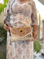 Dompet Kulit Ukiran Tangan Model Baru, Tas Selempang Ponsel, Dompet Kulit Sapi Stylish untuk Wanita, Multifungsi