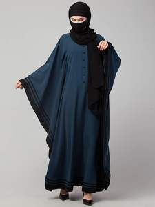 Robe longue islamique modeste de qualité supérieure pour les femmes en tissu Nida avec ensemble d'hijab fournisseur de robe de style abaya personnalisé - Product Image 4