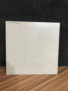 Baldosas grises de 10mm de espesor, 600x600mm, acabado brillante, pulido, baldosas de alta calidad - Product Image 2