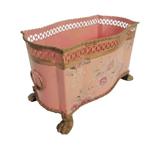 Poubelle d'intérieur en métal de conception unique de tendance fraîche avec fini plaqué or parfait pour la forme de taille personnalisée d'hôtel élégant - Product Image 1