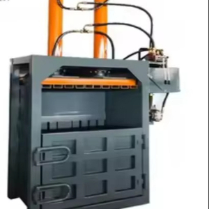 Prensa de Embalaje Automática de Alta Resistencia con Capacidad de 40 Toneladas para Prensar Residuos de Plástico Reciclado de EPS, PET, PE, PP y PVC - Product Image 1