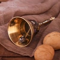 Accessoires de maison Cloche à main en laiton avec manche en bois Cloche d'appel vintage pour la maison, l'école et la décoration