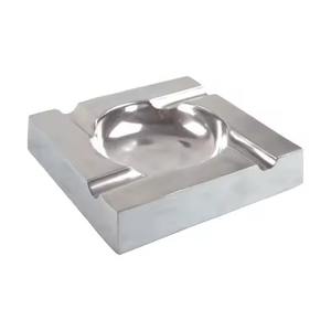 Cendrier en métal argenté avec finition polie, accessoires de fumeur de haute qualité pour le cendrier, cendrier durable - Product Image 1