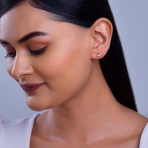 Boucles d'oreilles mini diamant doré - Product Image 2