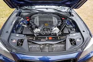 BMW Alpina B7 2011 Usado, Motor V8 Twin-Turbo de 500 hp, Color Azul Metálico Alpina, Mayormente sin Modificaciones - Product Image 6